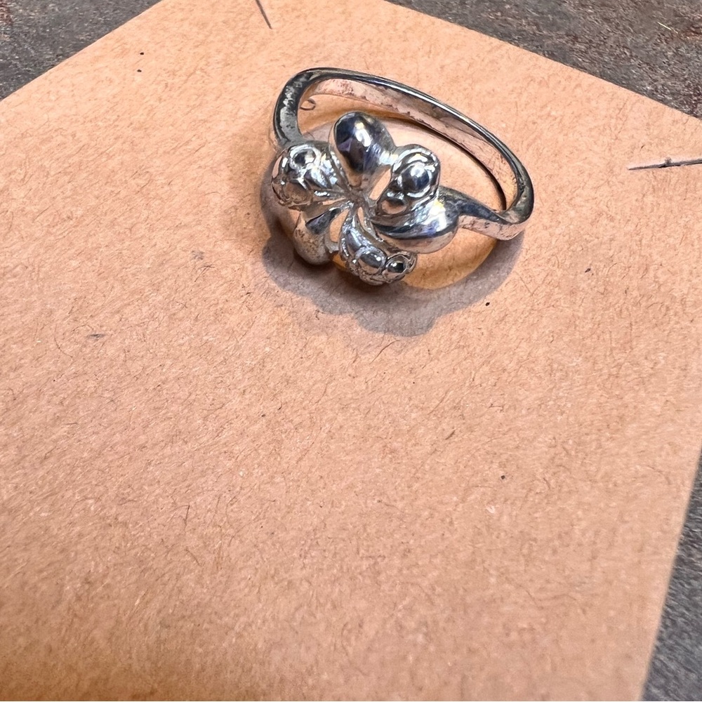 Flower ring - Picture 4 of 4